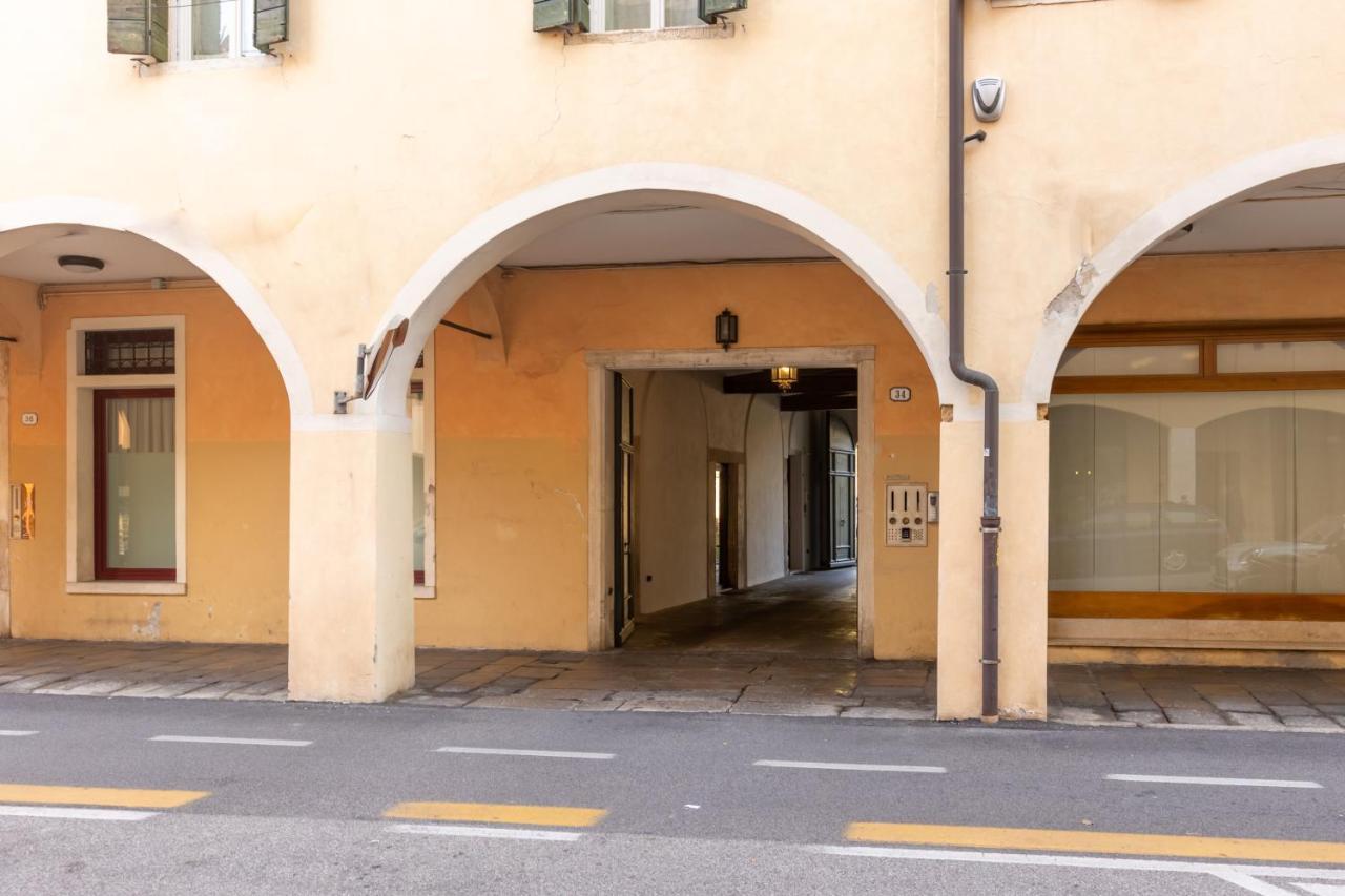 Casa Charleston In Palazzo Nobiliare Al Duomo Daire Padova Dış mekan fotoğraf