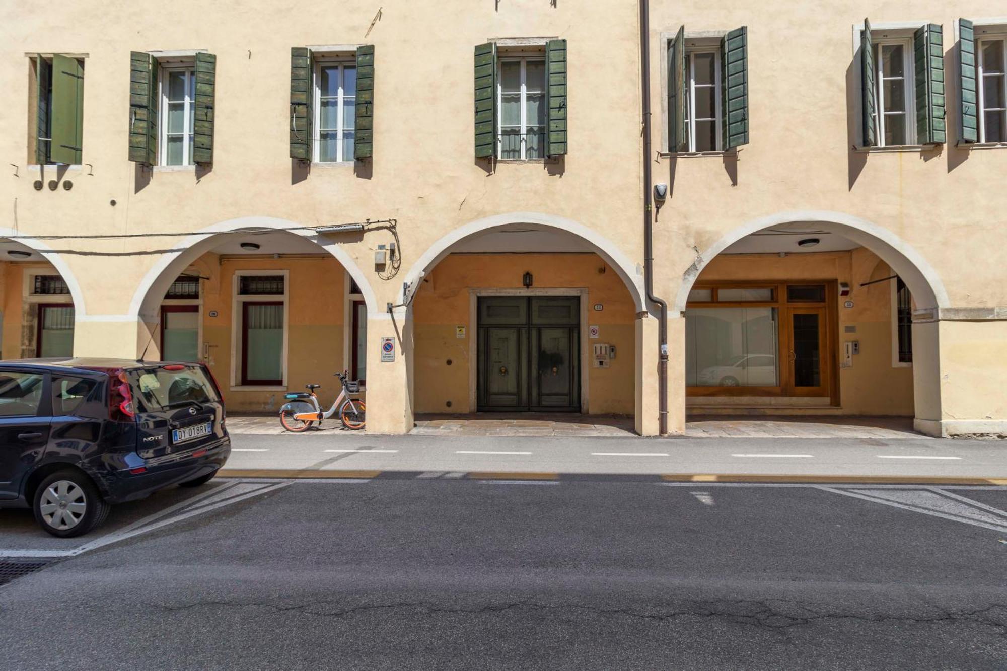 Casa Charleston In Palazzo Nobiliare Al Duomo Daire Padova Dış mekan fotoğraf